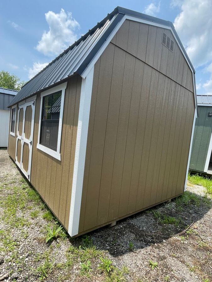 Lofted Barn - 10x20